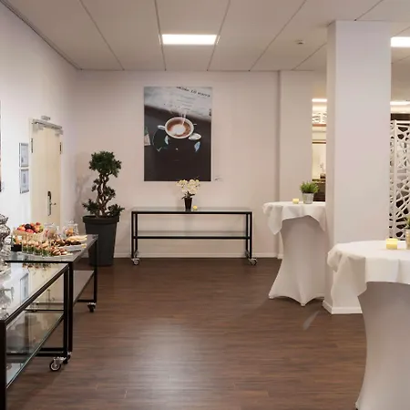 Hotel Wyndham Garden 4*